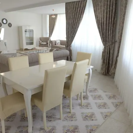 The Ultimate Guide To Renting Your Luxury 3 Bedroom With Majestic Views, 1035 别墅 阿拉尼亚