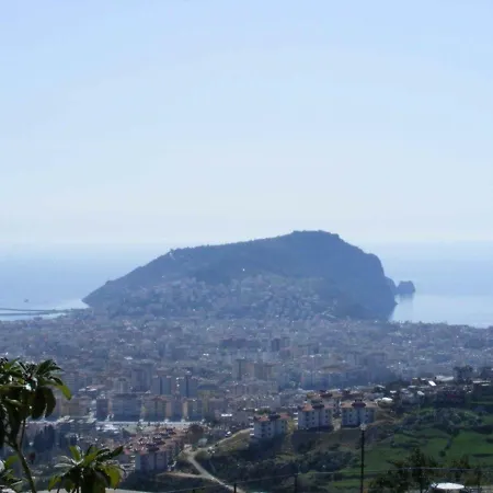 The Ultimate Guide To Renting Your Luxury 3 Bedroom With Majestic Views, 1035 阿拉尼亚