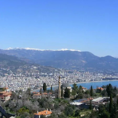 The Ultimate Guide To Renting Your Luxury 3 Bedroom With Majestic Views, 1035 *