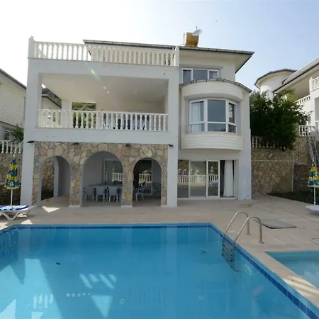 The Ultimate Guide To Renting Your Luxury 3 Bedroom With Majestic Views, 1035 알란야